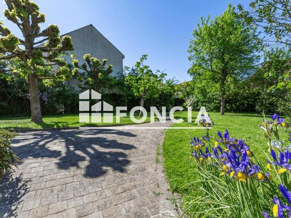 À vendre Maison 6 pièces 239.87 m² - Antony 92160