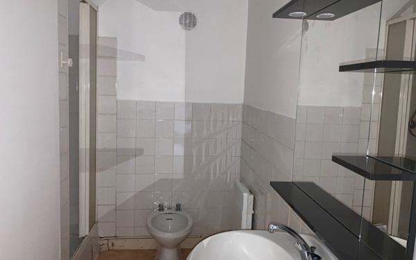 Appartement à louer    3 pièces •  Vergt