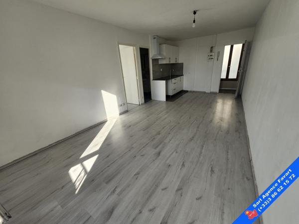 Lot de trois appartements