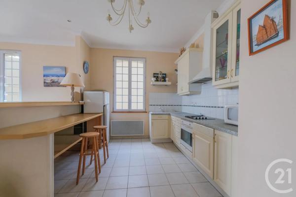 Appartement T3 à vendre  3 pièces - 127,20 m 2   BARNEVILLE CARTERET  - 50