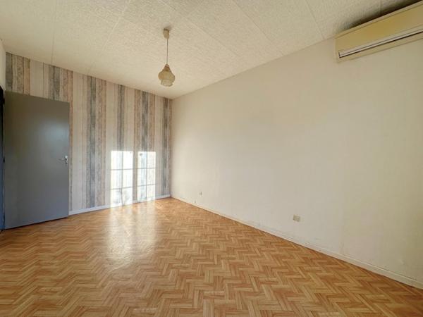 À vendre - Maison des années 70 - 2 chambres - Sous-sol - Terrain de 461 m² - Colomiers