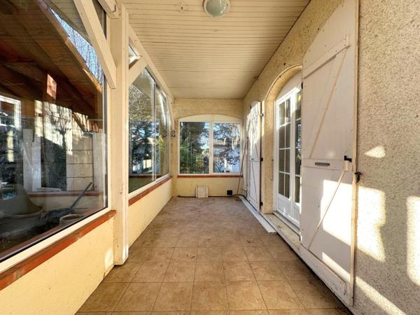 À vendre - Maison des années 70 - 2 chambres - Sous-sol - Terrain de 461 m² - Colomiers