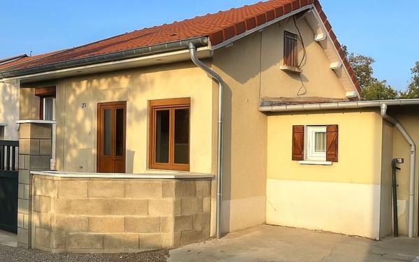 Maison à vendre    2 pièces •  Saint-Dizier