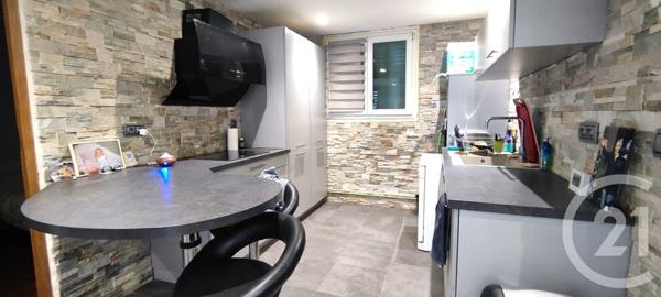 Appartement F3 à vendre  3 pièces - 76,85 m2 CHALONS EN CHAMPAGNE - 51