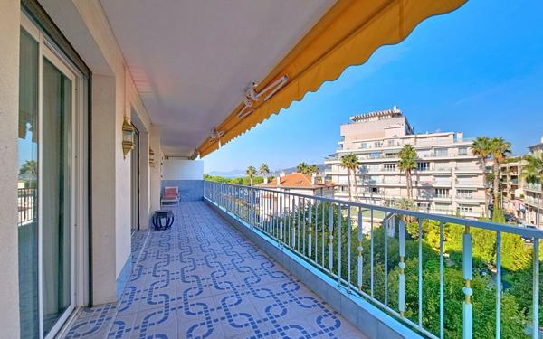 Appartement à vendre    3 pièces • 94,06 m2 Juan-les-Pins - Antibes