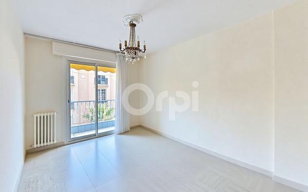 Appartement à vendre    3 pièces • 94,06 m2 Juan-les-Pins - Antibes