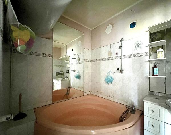 Marseille (13013) 13013 MARSEILLE / La Rose - Résidence LA SAUVAGINE - Appartement 5 pièces 78m2, balcon et cave.