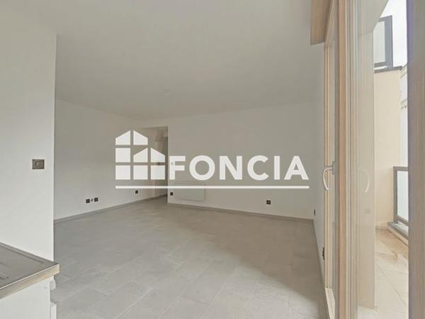 Location Studio 24.8 m² - 13 Avenue du Général de Gaulle Tremblay-en-france 93290