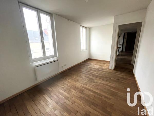 Appartement à vendre 3 pièces 68 m² Saint-Denis-de-l'Hôtel