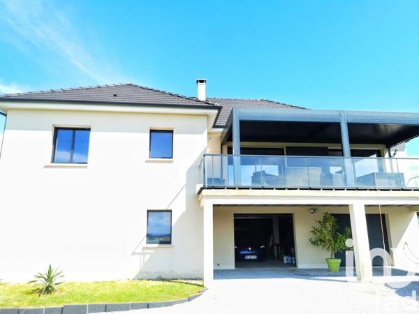 Maison 6 pièces de 132 m² à Malemort (19360)