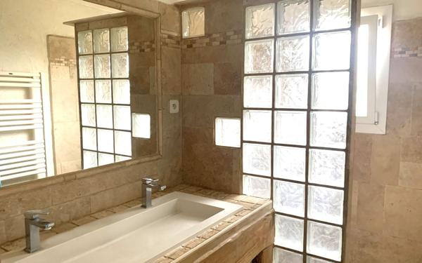 Maison à vendre    5 pièces •  Brignoles