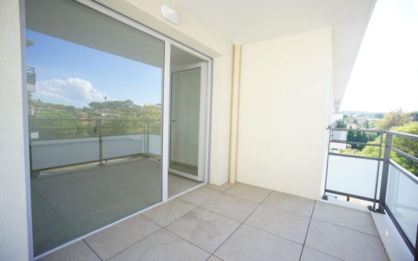 Appartement à vendre    3 pièces • 62,70 m2 Le Cannet