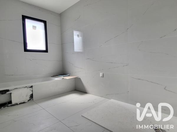 Maison à vendre 5 pièces 123 m² Bouguenais