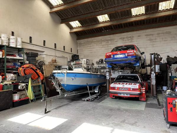 Vente Local commercial 4 pièces 300 m2 à Sarrola-Carcopino