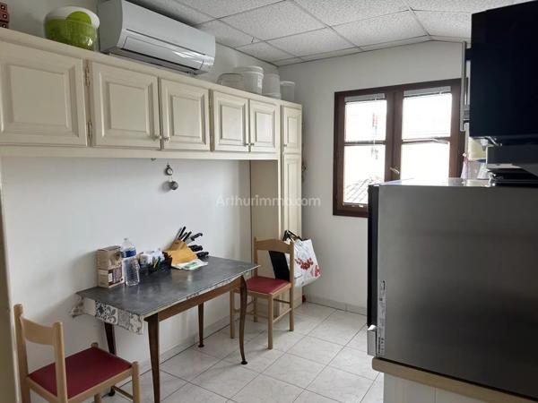 Vente Local commercial 4 pièces 300 m2 à Sarrola-Carcopino