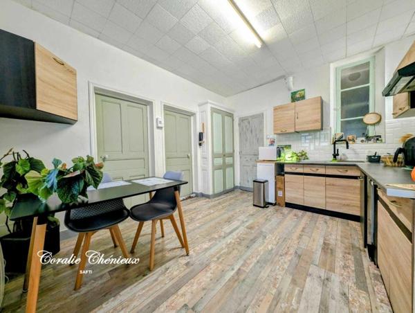 Petite maison pleine de charme vendue meublée