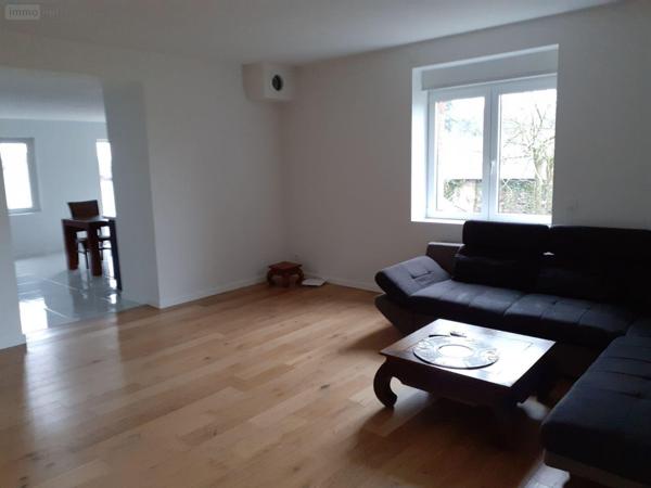 Maison à louer à Vitré en Ille-et-Vilaine (35500), ref : 35131-199