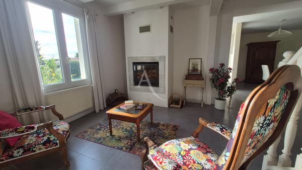 Maison contemporaine de 247 m² sur son terrain clos de 2 000m² au calme