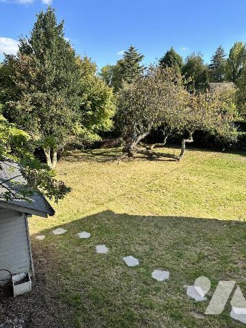 MT ST AIGNAN Village. Maison de caractère 3ch. Beau terrain.