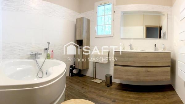 Coup de coeur !Trés belle villa vue mer avec piscine au calme et à 10mn du centre de vie de Borgo