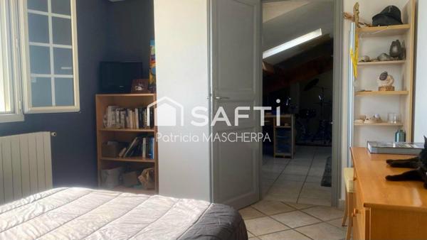 Coup de coeur !Trés belle villa vue mer avec piscine au calme et à 10mn du centre de vie de Borgo