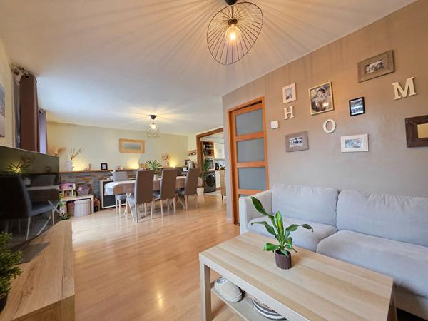 Maison familiale 3 chambres avec jardin et garage - Secteur calme proche commodités