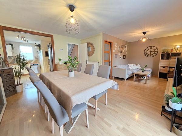 Maison familiale 3 chambres avec jardin et garage - Secteur calme proche commodités