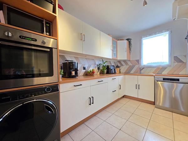 Maison familiale 3 chambres avec jardin et garage - Secteur calme proche commodités