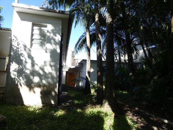 97480 Saint Joseph ensemble immobilier 15 pièce(s) 280 m2 / 610 m² clos