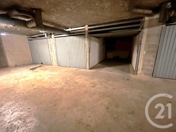 Parking à vendre  12,85 m2 ROQUEBRUNE CAP MARTIN - 06