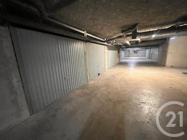 Parking à vendre  12,85 m2 ROQUEBRUNE CAP MARTIN - 06