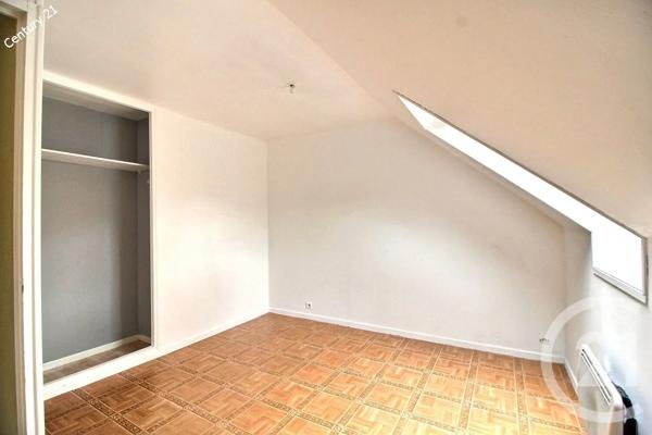 Maison à vendre  6 pièces - 105,15 m 2   CHATEAU THIERRY  - 02