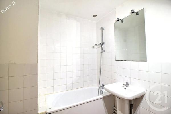 Maison à vendre  6 pièces - 105,15 m 2   CHATEAU THIERRY  - 02