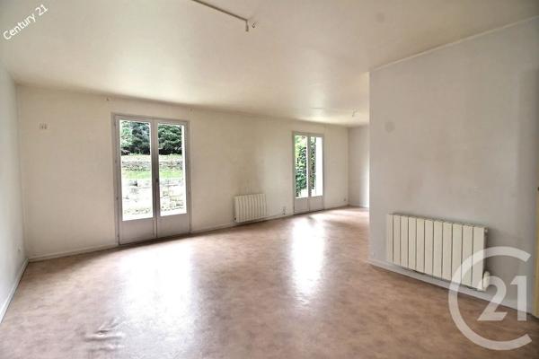 Maison à vendre  6 pièces - 105,15 m 2   CHATEAU THIERRY  - 02