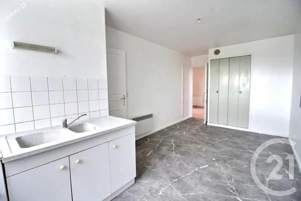 Maison à vendre  6 pièces - 105,15 m 2   CHATEAU THIERRY  - 02