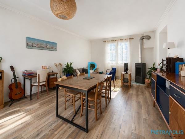 Tarare centre – Maison familiale 4 chambres avec garage, véranda et extérieur