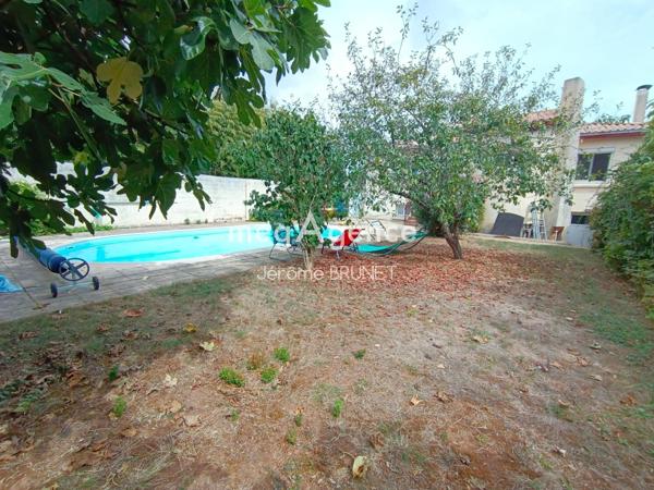 Maison à LUCON, 85400 - 5 pièces 141m²