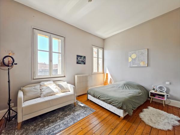 Maison 9 pièces - 235 m²