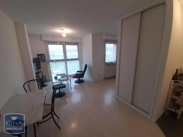 Appartement à louer 1 pièce 27m² Danjoutin (90400)
