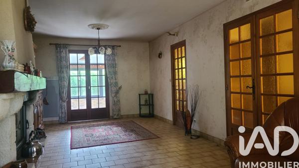 Maison à vendre 4 pièces 106 m² Vernoil-le-Fourrier