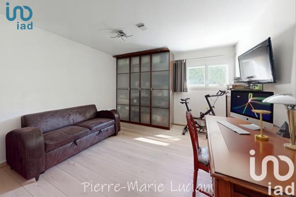 Maison à vendre 5 pièces 200 m² Cucuron