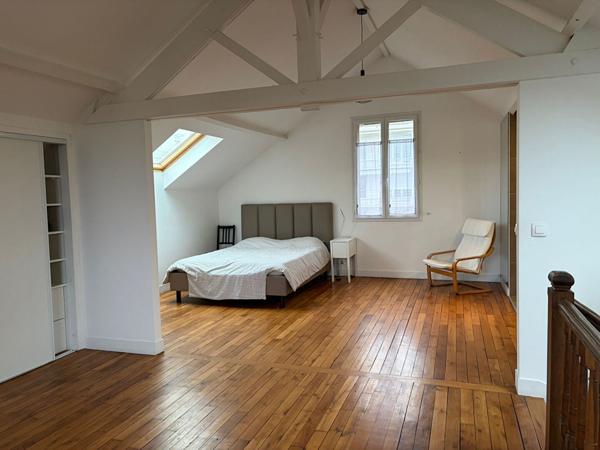 SUPERBE MEULIERE EN HYPER CENTRE