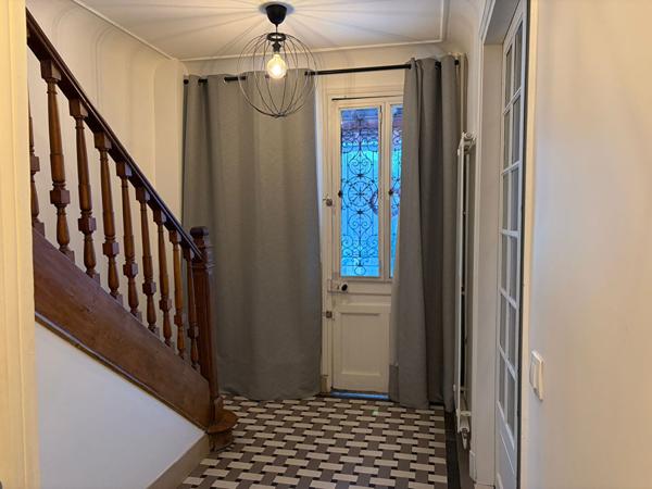 SUPERBE MEULIERE EN HYPER CENTRE