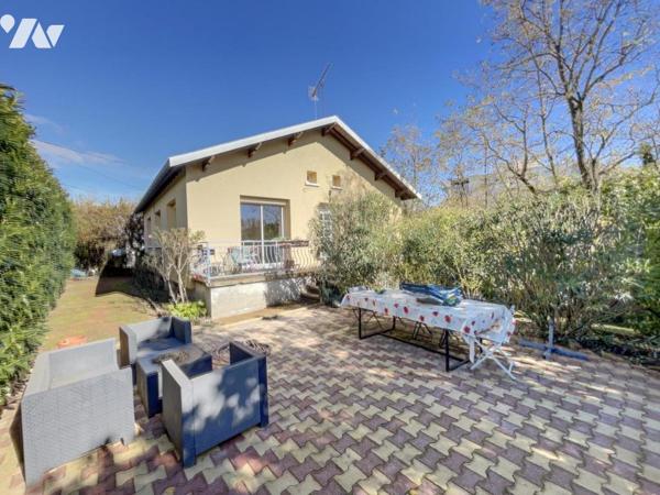 NEUVILLE SUR SAONE centre Maison T5 98m² 570m² terrain 