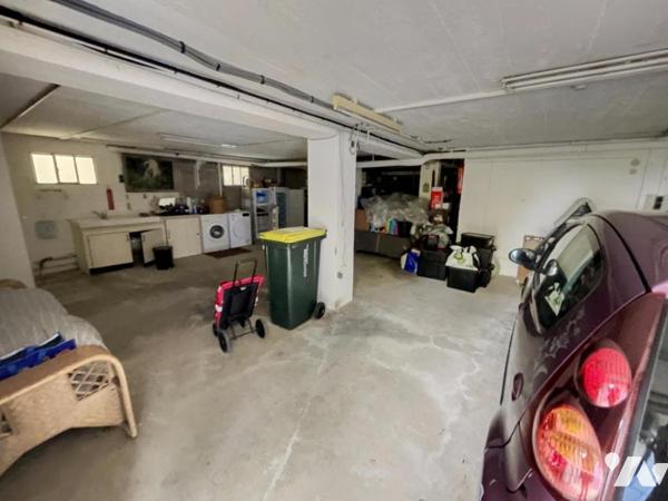 NEUVILLE SUR SAONE centre Maison T5 98m² 570m² terrain 