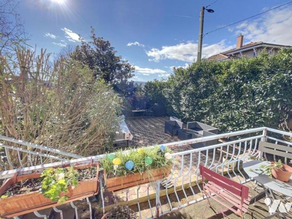 NEUVILLE SUR SAONE centre Maison T5 98m² 570m² terrain 