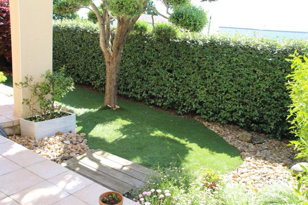 Résidence de standing, appartement avec jardinet