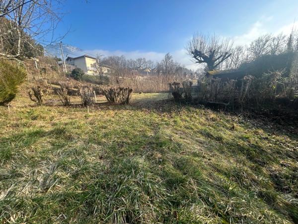 aix les bains terrain constructible de 877 m2 env