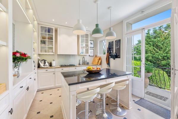 Vente Maison de luxe Divonne-les-Bains 8 Pièces 350 m²