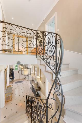 Vente Maison de luxe Divonne-les-Bains 8 Pièces 350 m²